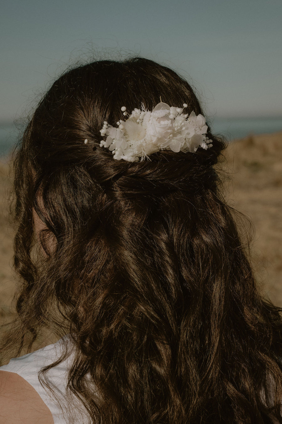 Peigne – Rose stabilisée ivoire & laiton doré – Latte Brume