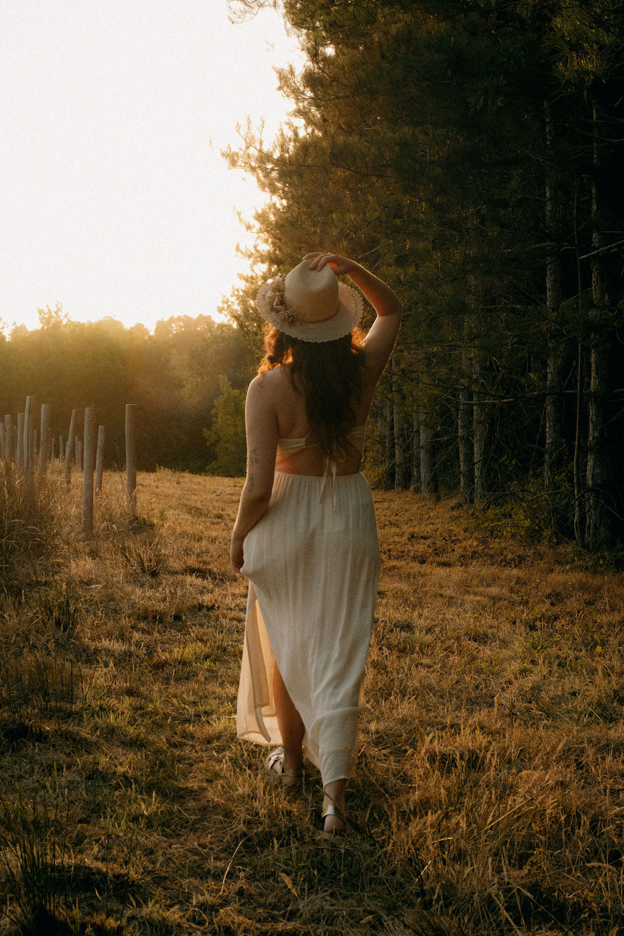 Chapeau fleuri – Mocktail Golden Hour
